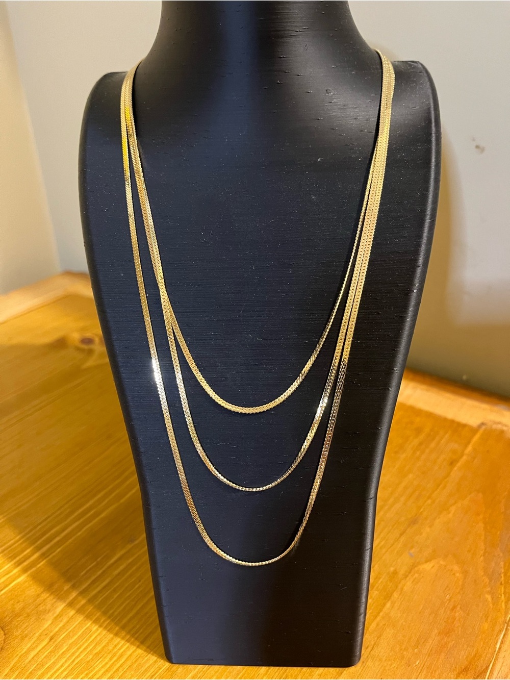 Vintage shiny triple strand herringbone gold tone chain 24-22-20 inches